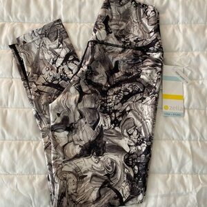 Zella Yoga + Studio Leggings/Black Marbelized Print /Small/High Waist 7/8/NWT